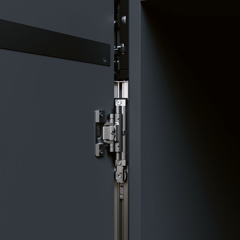 Easy installation and adjustment